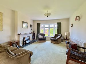 Lounge Area- click for photo gallery